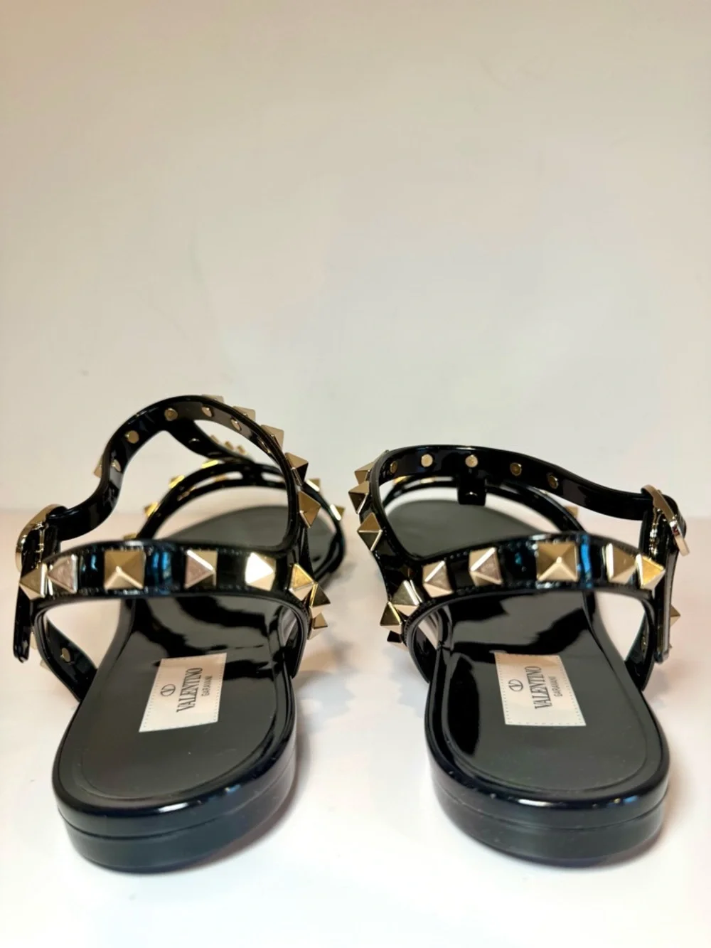NWT Valentino Garavani Rockstud Black Rubber Sandals, Size 40